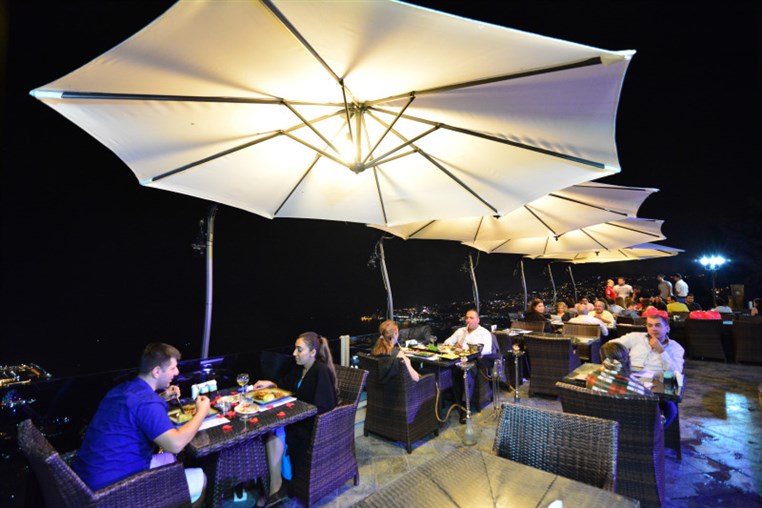Bay Lodge Terrace on Saturday Night